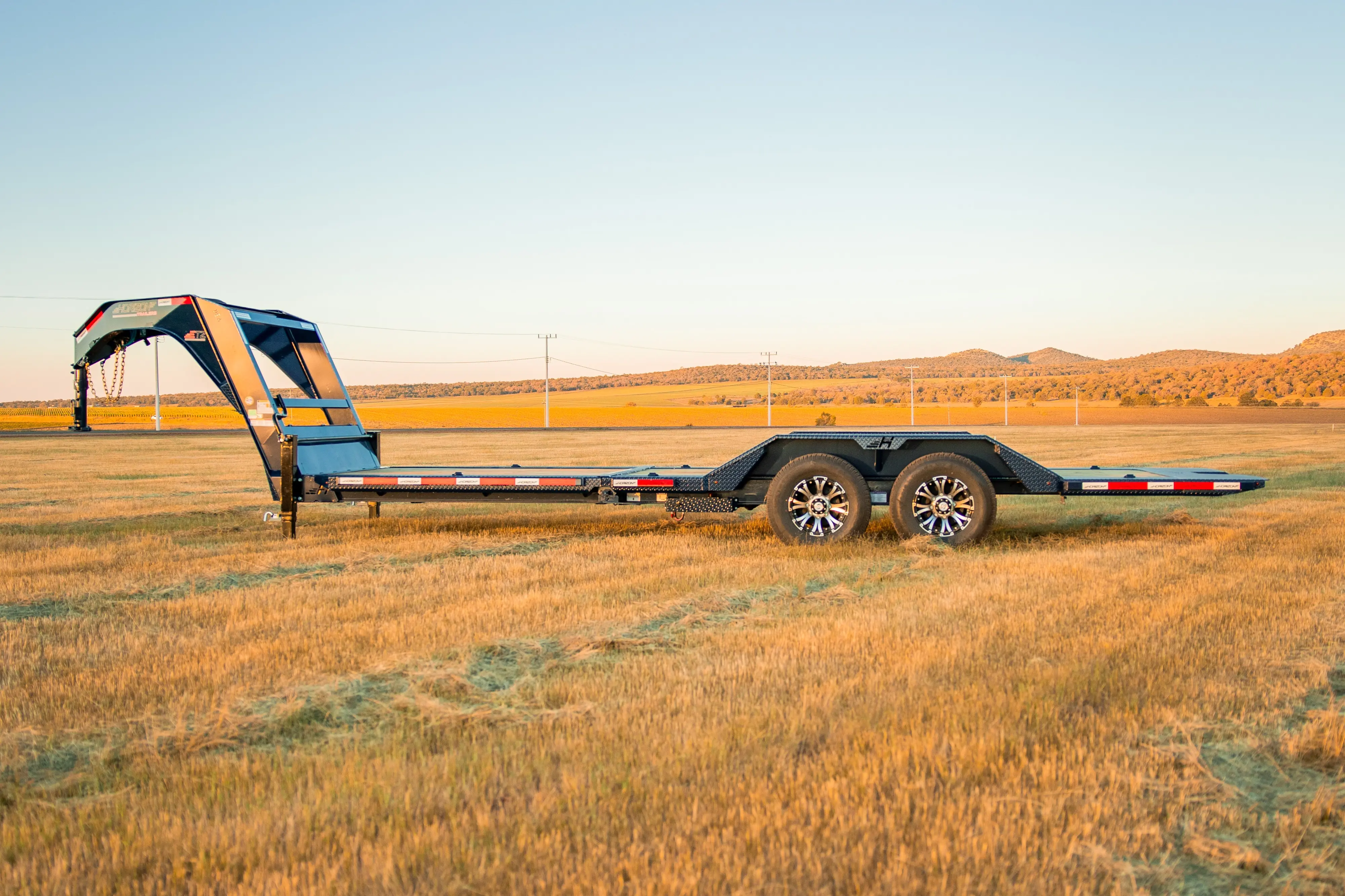 horizon trailers img